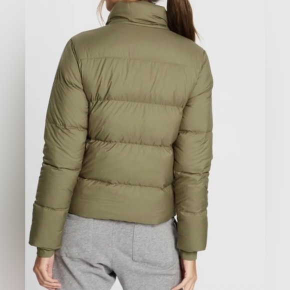 Patagonia Silent Down Jacket Puffer Women's size XL Basin Green - Picture 4 of 15